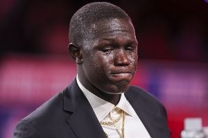马卢阿奇—从难民营到NBA🙏“诈骗犯”鲁尔-邓打造的篮球天才