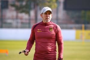 接班伊万！官方：原U20国青主帅久尔杰维奇带队征战东亚杯