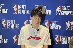 麦穗丰：舆论对中国球员冲击NBA稍显苛刻 需要更多的“不自量力”